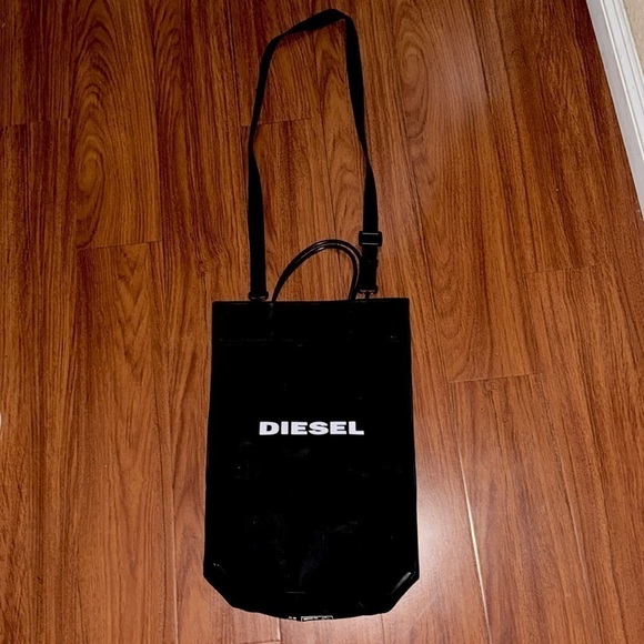 Diesel Sakettino Bag unisex travel with long strap coated crossbody tote - Picture 4 of 10